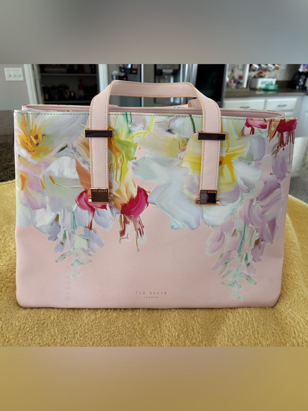 Gorgeous Ted Baker Hanica Gardens tote